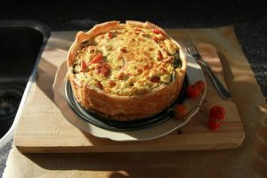 South African Style Cheese Ham and Onion Quiche 1 Cheese onion and ham quiche 1 768x512